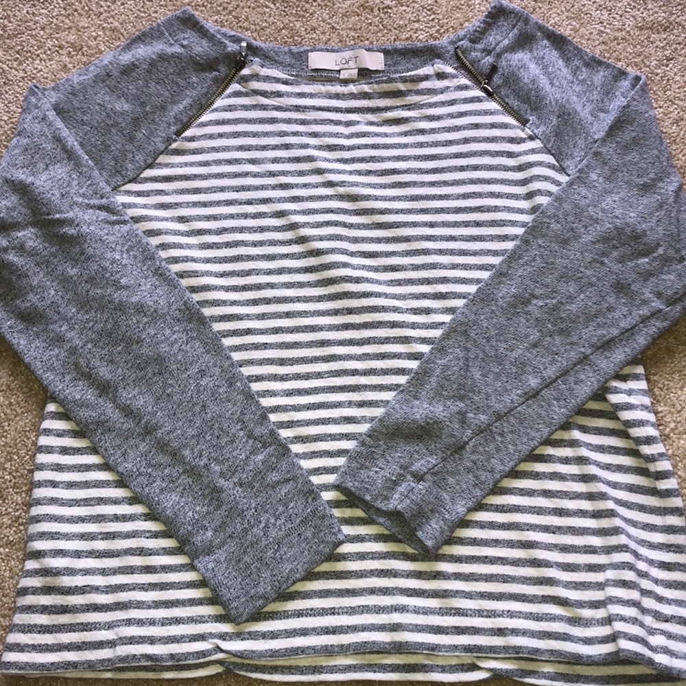 LOFT Gray Striped Sweater Size S